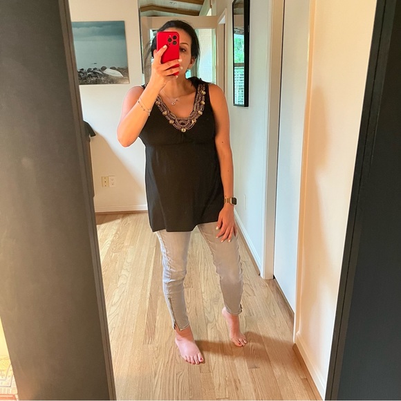 Stunning embellished babydoll deep scoop neck black blouse with gold beads-large - Picture 5 of 7